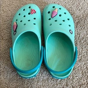 Women’s Crocs With Jibbitz {Removable}